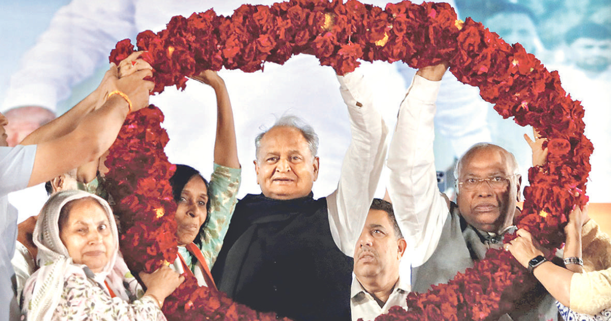 MASSIVE ANTI-INCUMBENCY IN GUJARAT, CONG COMING TO POWER, SAYS GEHLOT
